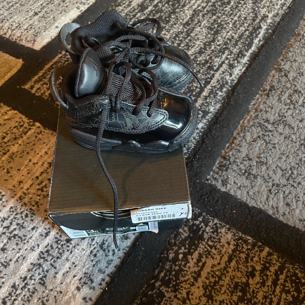 Baby sneakers new no tags